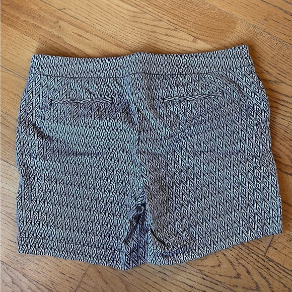 Kenar patterned women’s shorts size 12 - Picture 2 of 8